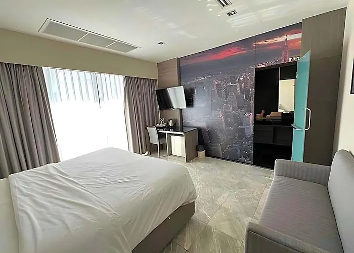 ホテル Pietra 4*